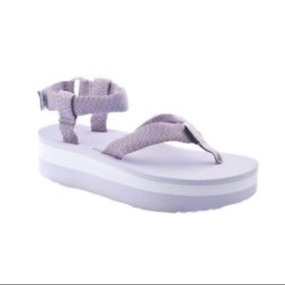 teva wide width